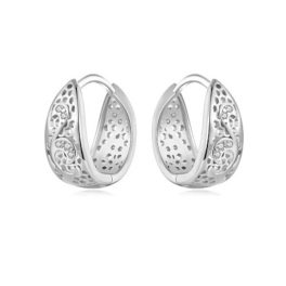 Ezüst fülbevaló áttört mintával