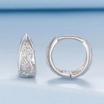 Ezüst fülbevaló áttört mintával