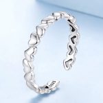 Ezüst gyűrű szívekkel, állítható méret