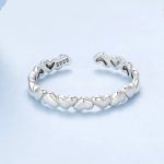 Ezüst gyűrű szívekkel, állítható méret