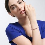 Klasický okrúhly náramok, zdobený kryštálmi Swarovski