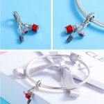 Strieborné kúzlo, súprava na líčenie