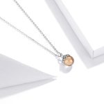 Strieborný náhrdelník s žaluďovým príveskom