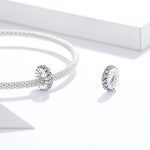 Strieborné kúzlo, kvet