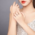 Strieborný prsteň, zapletaný