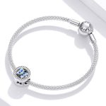 Strieborné kúzlo, modrý motýľ