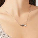 Strieborný náhrdelník s príveskom mačky