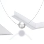 Neviditeľný náhrdelník s pravými perlami a strieborným zapínaním