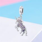 Strieborné kúzlo, jednorožec