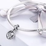 Strieborné kúzlo, lietanie