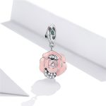 Strieborné kúzlo, ružový kvet