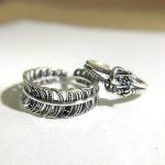 Strieborný prsteň, pierko