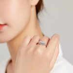 Strieborný dámsky prsteň, šesťhranný, veľkosť 7