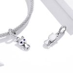 Strieborné kúzlo, mačiatko