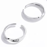 Strieborný dámsky prsteň, elegantný