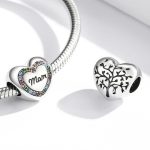 Strieborný kúzlo, srdce, s nápisom mama, s dúhovými kryštálmi