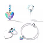 Strieborné kúzlo, ruka v ruke