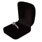 Šperkovnica s hodvábnou podšívkou, čierna