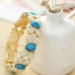 Náramok s motýľmi, zdobený kryštálmi Swarovski