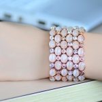 Oválny perlový náramok