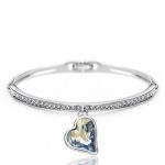 Náramok s príveskom srdiečko