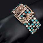 Náramok v štýle opasku, zdobený kryštálmi Swarovski