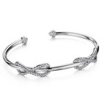 Elegantný kamienkový náramok, zdobený kryštálmi Swarovski