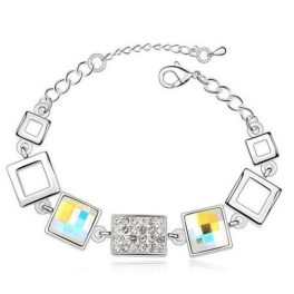   Náramok so štvorcovým vzorom Crystal AB zdobený kryštálmi Swarovski