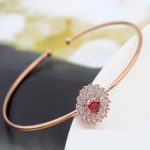 Slnečnicový náramok, Ahoj