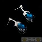 Postriebrené náušnice v tvare kvapky zdobené kryštálmi, modrá