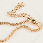 Pozlátený náhrdelník s príveskom srdiečko, fialová