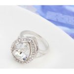 Prsteň v tvare kvapky, Crystal, zdobený kryštálom Swarovski, 8.5