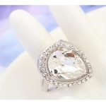 Prsteň v tvare kvapky, Crystal, zdobený kryštálom Swarovski, 7.5