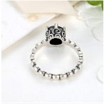 Strieborný prsteň s čiernym kryštálom, veľkosť 7
