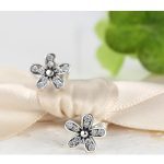 Strieborné náušnice margarétka