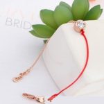 Náramok zo šnúrky a retiazky