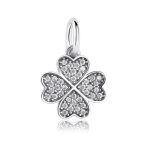 Strieborný ďatelinový prívesok so zirkónovými kamienkami, biely