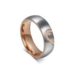 Nerezový dámsky svadobný prsteň s motívom srdca, veľkosť 6