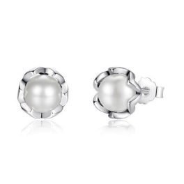   Strieborné náušnice s perličkami, v tvare kvetu, striebornej farby
