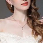 Ezüst nyaklánc gyöngymedállal