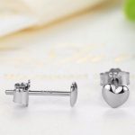 Malé strieborné srdiečkové náušnice, strieborné