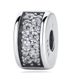 Strieborné perlové kúzlo s krištáľovými kameňmi