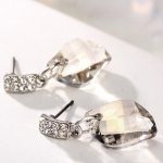 Vlnitá súprava šperkov s príveskom, zdobená kryštálmi Swarovski