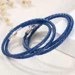 Pletený náramok, kožený, modrý, so strieborným zapínaním, 36 cm