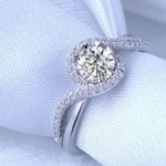 Dámsky zásnubný prsteň, strieborný, točený, veľkosť 8