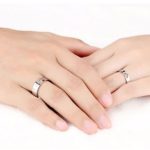 Pánsky snubný prsteň s nášľapom, nerez, strieborná farba, veľkosť 9