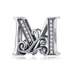 Strieborný prívesok s písmenom M so zirkónovým kryštálom