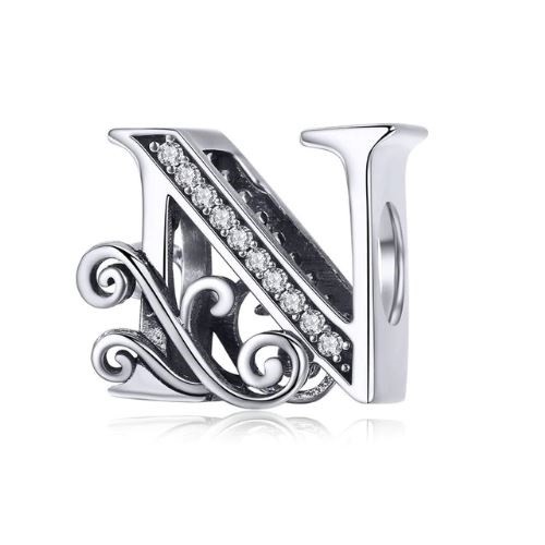 Strieborný prívesok s písmenom N so zirkónovým kryštálom