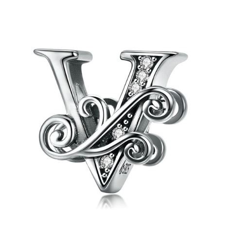 Strieborný prívesok s písmenom V so zirkónovým kryštálom