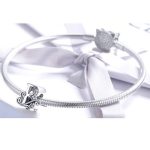 Strieborný prívesok s písmenom B so zirkónovým kryštálom